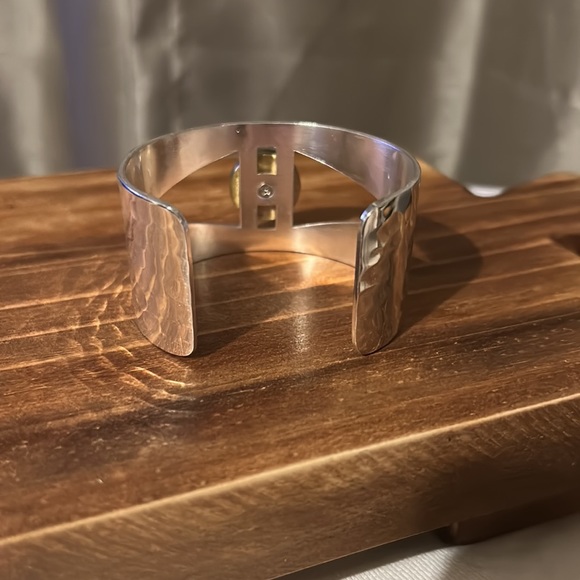 Rustic cuff - Picture 2 of 2